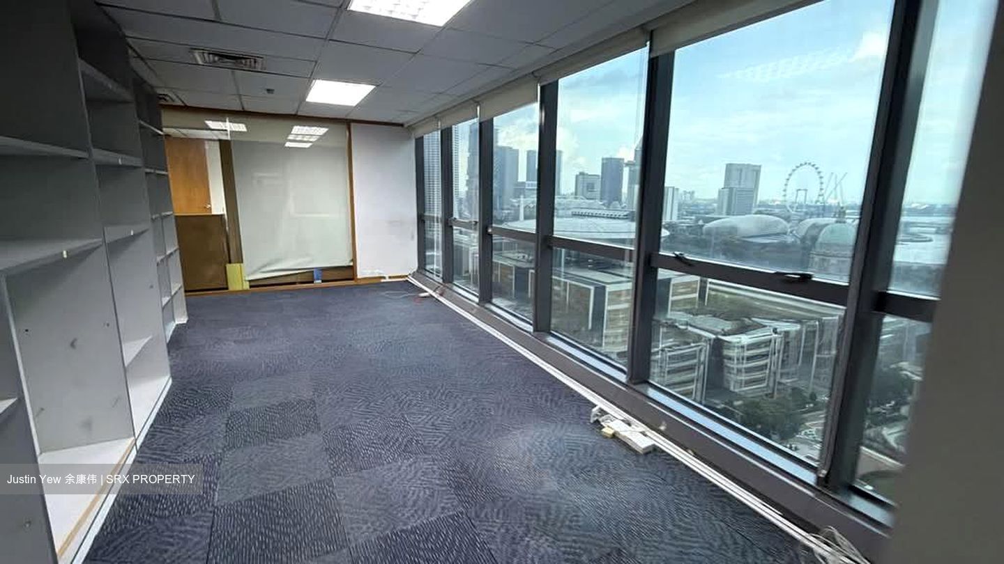High Street Centre (D6), Office #564595951